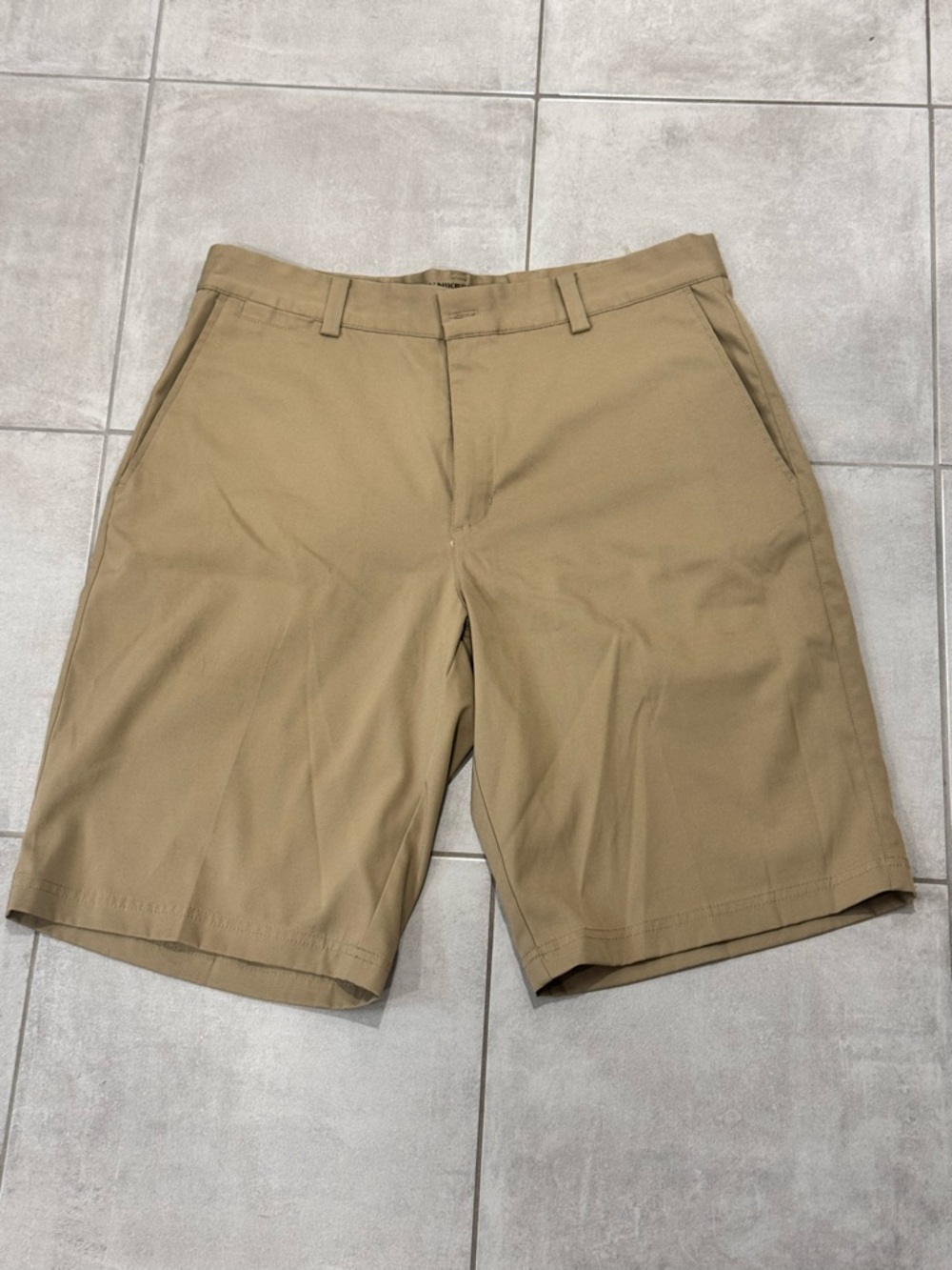 Nike Golf Men's Tan Flat Front Shorts